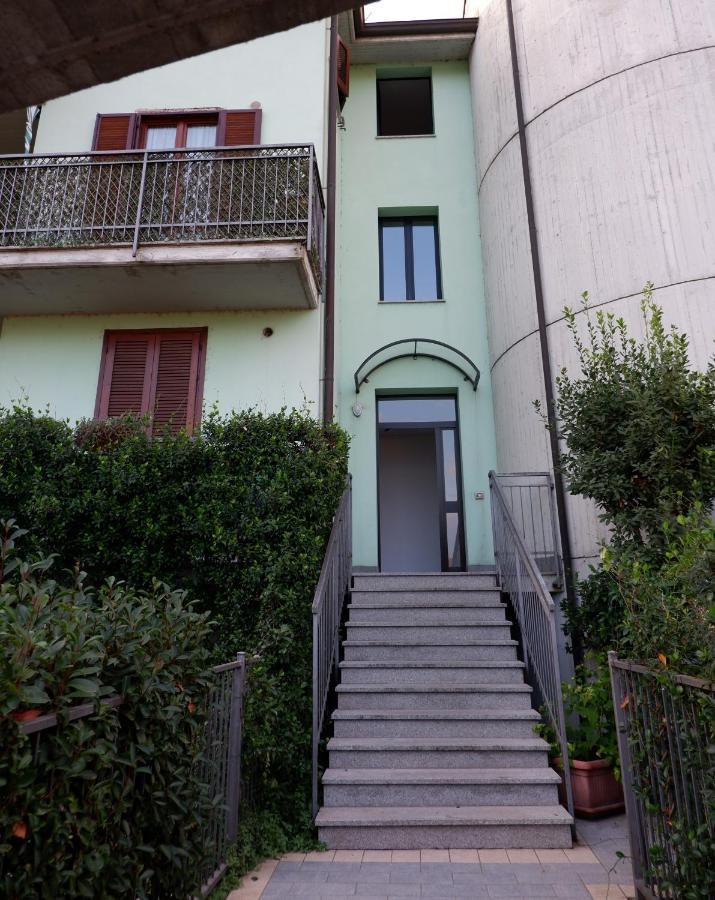 Bed and Breakfast Latte E Menta Motta Visconti Exteriér fotografie